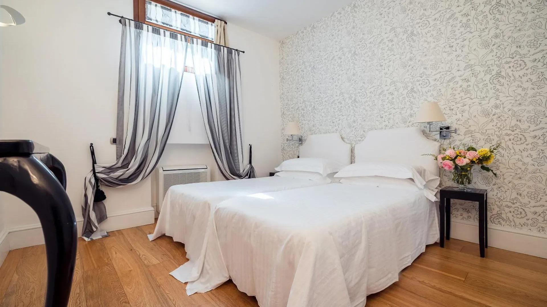 Aparthotel Al Gelso Bianco SantʼAppiano