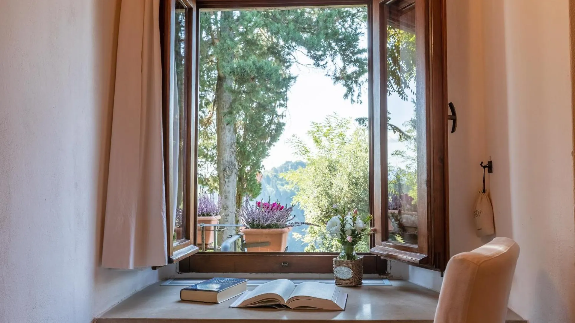 Aparthotel Al Gelso Bianco SantʼAppiano