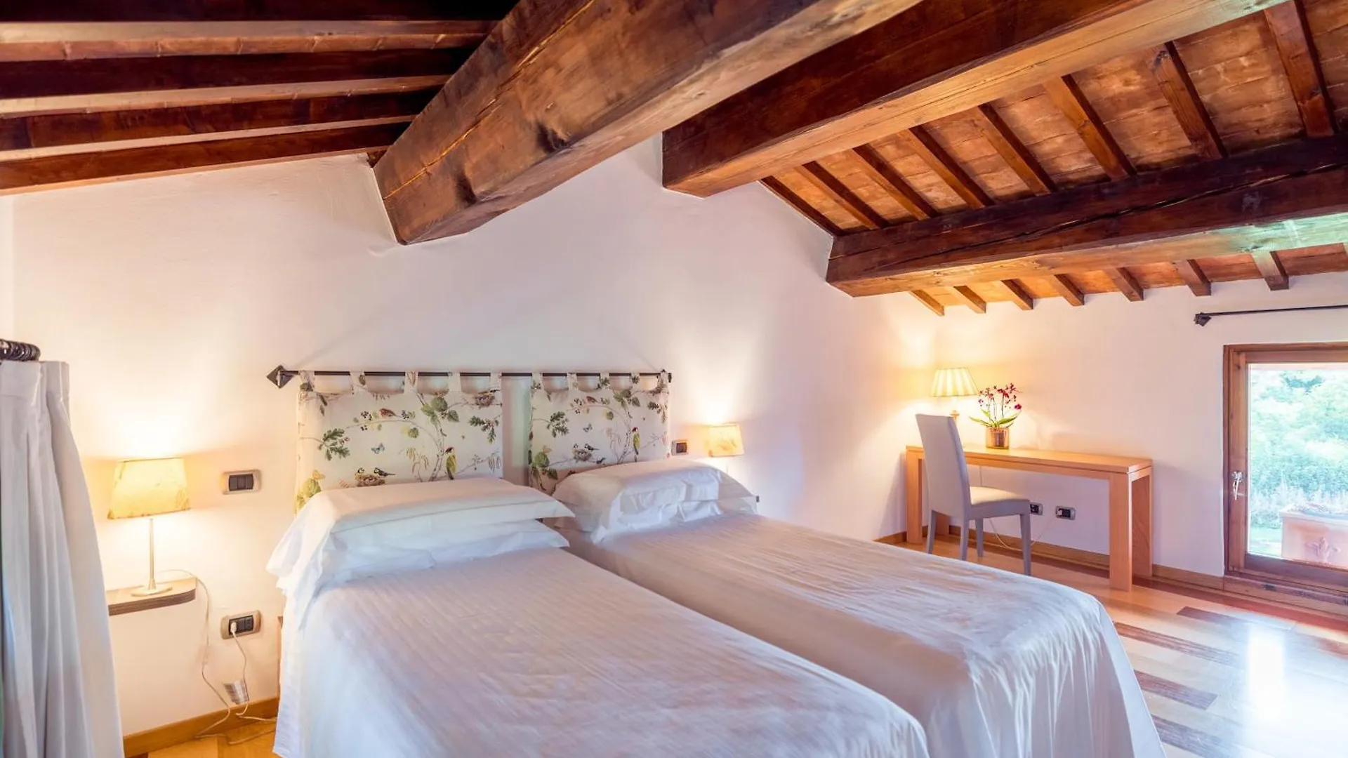 Aparthotel Al Gelso Bianco SantʼAppiano