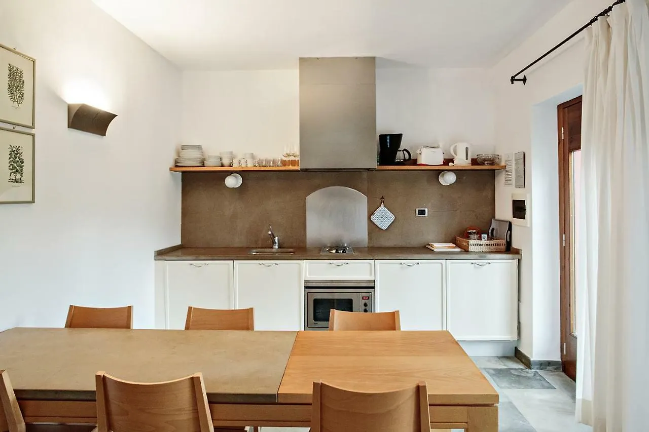 Aparthotel Al Gelso Bianco SantʼAppiano