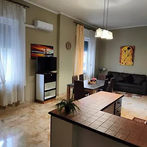 https://appartamento-ai-giardini.sicilyhotelsitaly.net