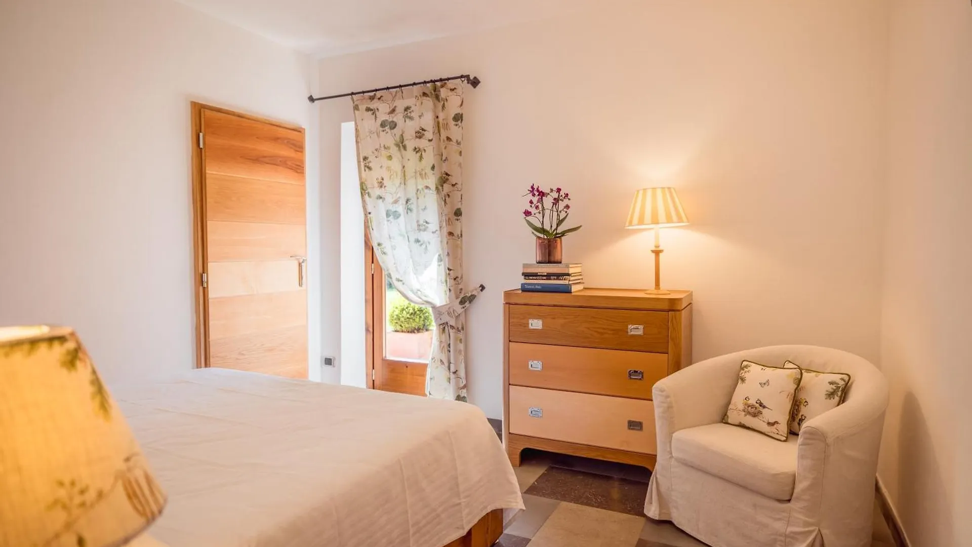 Al Gelso Bianco Aparthotel Sant'Appiano